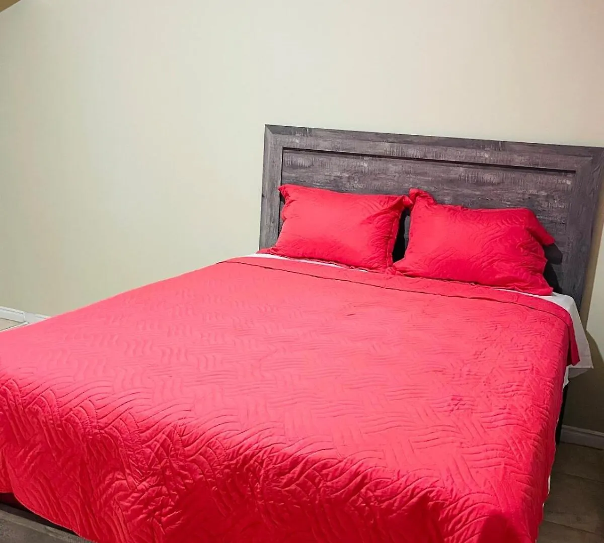 Country Club Retreat Villa Portmore